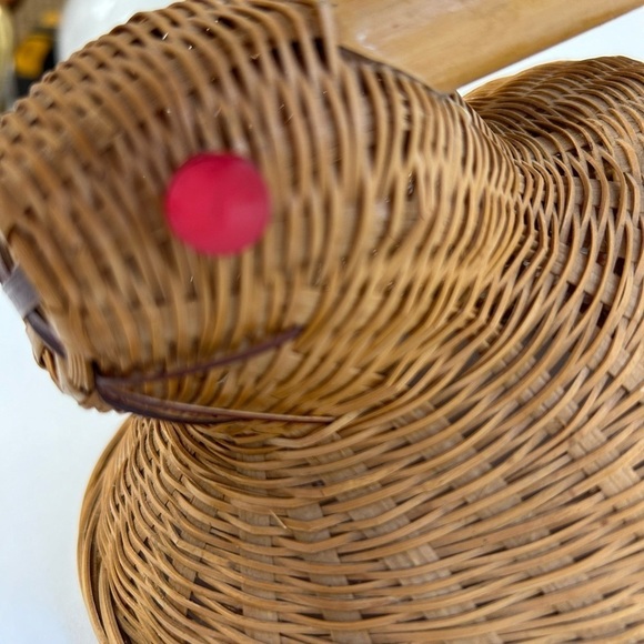 Hand Woven /Vintage Rabbit Basket top with with Bamboo Ears- - Picture 2 of 8